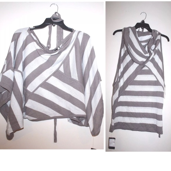 L.A.M.B. Two way top striped shirt $245 NWT - Picture 2 of 3